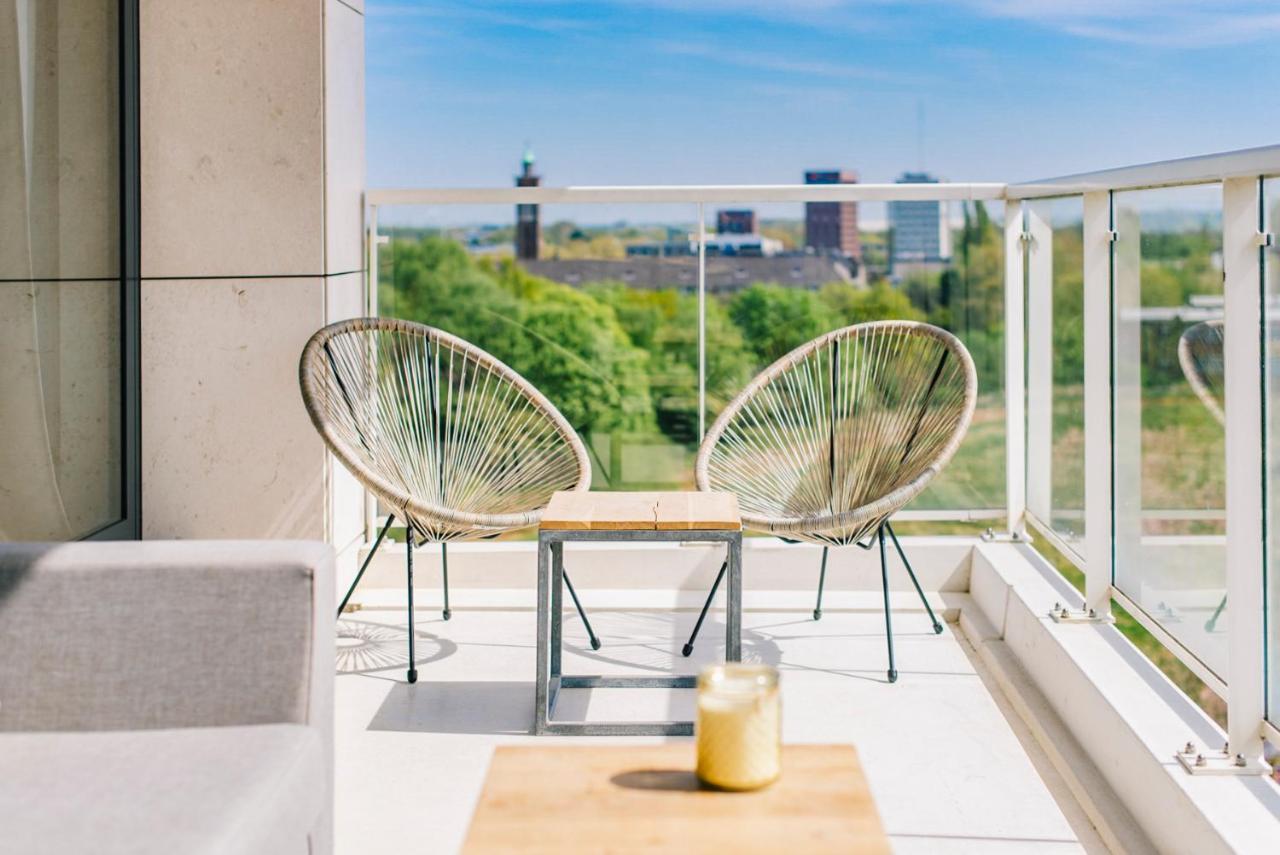 Shs Homes-Luxe Highrise, 2 Bedrooms, Kitchen, Free Parking, Stunning View, Large Tarrasse, Workspace Hasselt Buitenkant foto